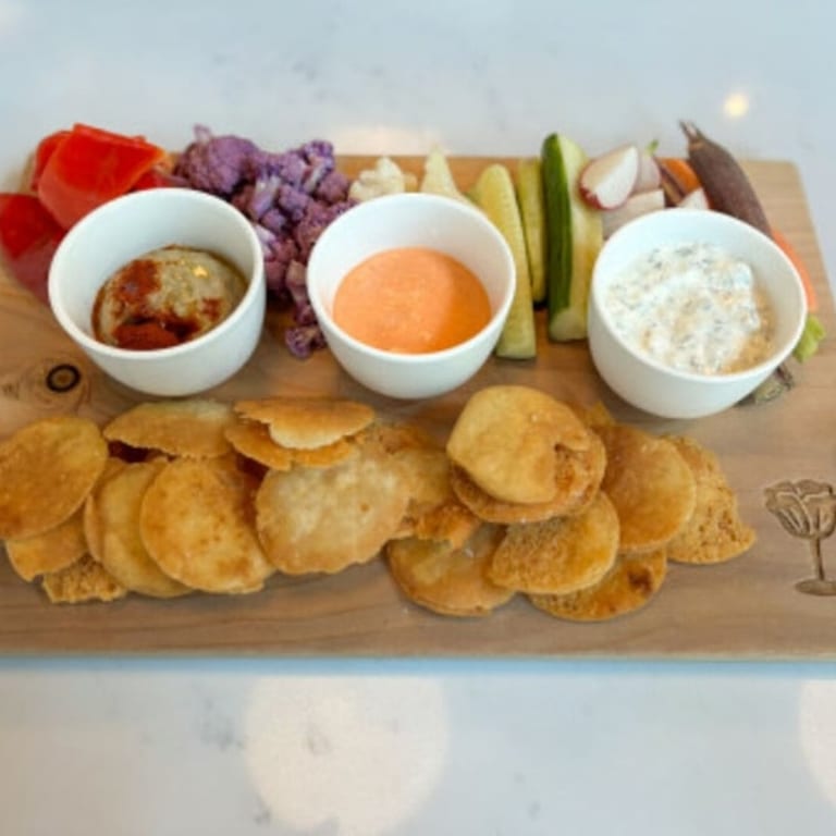 Fresh Salads: A Delicious Start to Your Meal